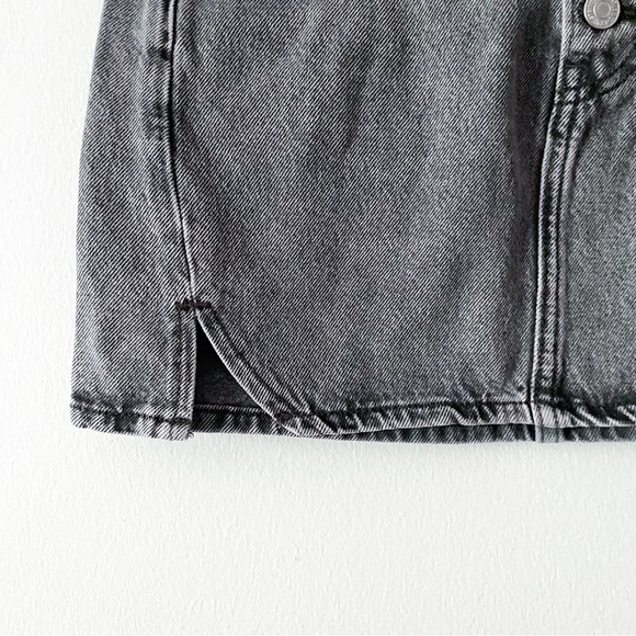 Levi's Faded Black Contemporary Midi Icon Skirt US 25 (NWT) - Picture 3 of 8